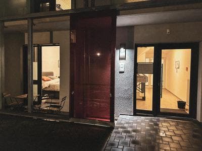 Mosel Home Studios - Netflix - modern & zentral
