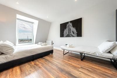 8 - West London Brand New Loft