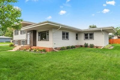 Mid-Century Magic - HUGE Space