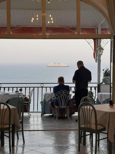 Hotel La Perla