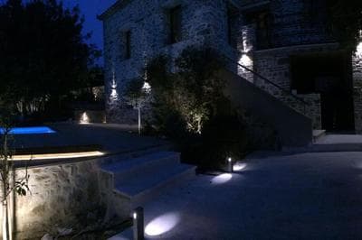 FEEL LIKE HOME IN LESVOS