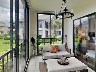 Whiskey Pointe 205