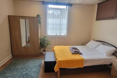 Cozy flat W/ free wifi