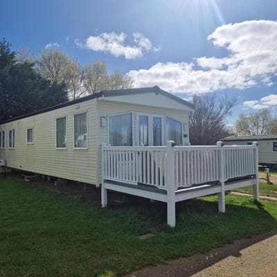 Modern 6 Berth Static Caravan, Hunstanton