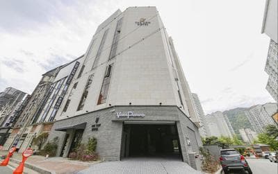 The Van Hotel