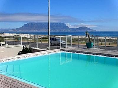 Cape Town Beachfront Accommodation in Blouberg