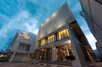 Qlosest Hotel