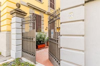 BBHOME Design suite Apartment over Trastevere district
