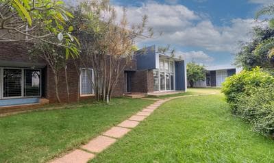 Treebo Midvalley Residence