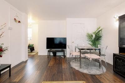 Home near Excel, Stratford and Canary Wharf