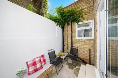 Modern Apartment in South West London