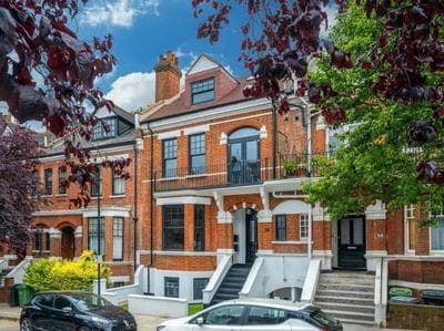 Hidden Gem with En-Suites in West Hampstead