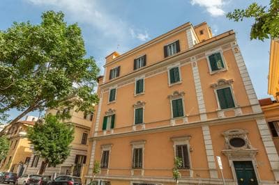 Prati 3BDR Urban Charm