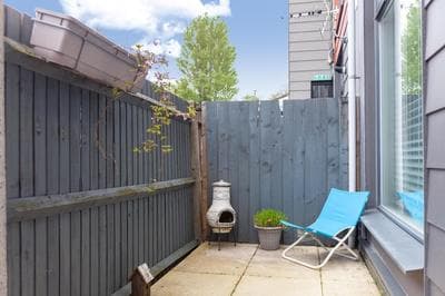 Bright Groundfloor 3BR Flat, Brockley, SE London