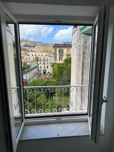 Dal Console - Piazza Bellini - Napoli