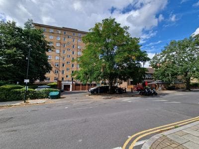 DOUBLE ROOM WITH EXCELLENT VIEWS - Central London