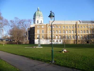 1 bed flat in the heart of London