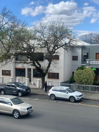 The Skinny Expat - Paarl - Self Catering Apartment