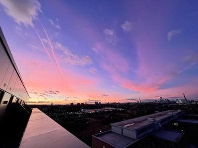 Elegant Chic Living: 1 Bed In Vibrant London Area