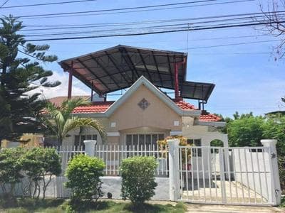 Cebu 2 Bedrooms House -WIFI