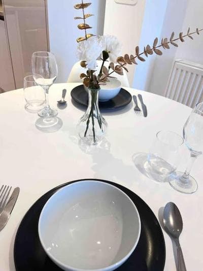 Beautiful 2 Bed Apartment In Bow
