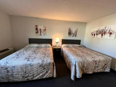 Kirkfield Motor Hotel