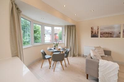Stylish 4Bed 2 Bath, NW London Large Apartment
