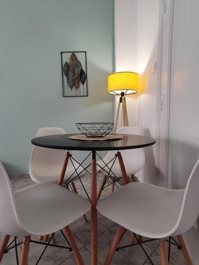 Poseidon - Stylish Apt. Steps Away from Acropolis