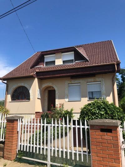 István Apartman