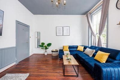 Kings Cross Serviced Apartment - Prefect for Families Visiting London
