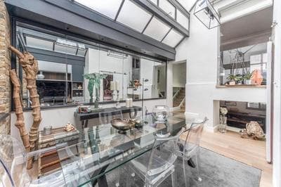 KIN-55 Kinnerton Street