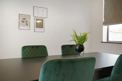 Lovely 2-Bedroom Home in Langley Park, Sleeps 4