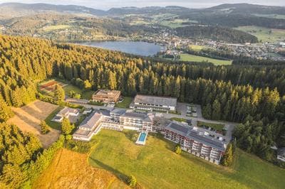 Schwarzwald Wellnesshotel SAIGERHÖH I Spa Golf & Wandern über dem Titisee