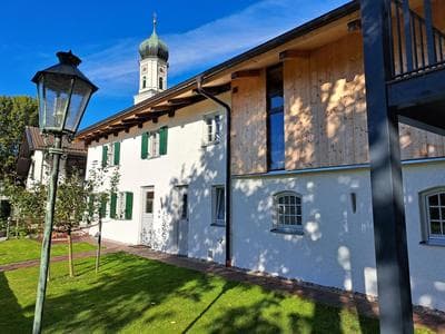 Neu! Ferienwohnungen im Lüftlmalereck, Hennalahaus