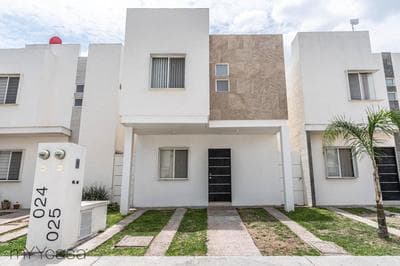 Cómoda Casa c/ Patio Privado en Aguascalientes
