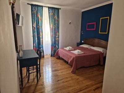 Pepe's Place - Carlo Alberto