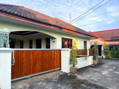 2BR Villa near Bangtao beach , Tesco & MMA