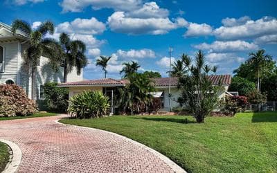 Waterfront Oasis on Intracoastal with Pool - Just Renovated