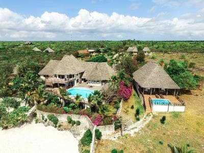 Zi Loft Beach Cottage