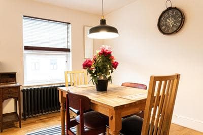 Spacious 2 Bedroom Apartment in Hackney