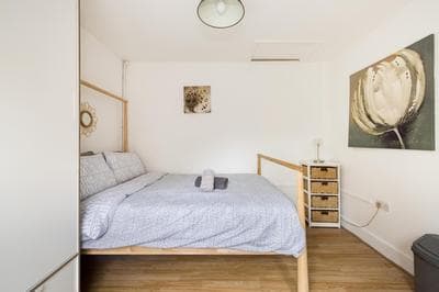 1BD Apartment near Olympic Park, East London