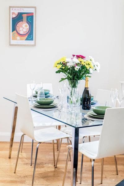 Spacious 4-Bed in St.John's Wood