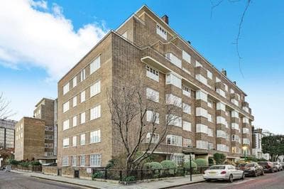 Luxury Kensington Flat with Terrace and AC