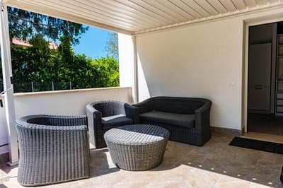 WHITE VEIO LODGE