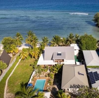 Le lagon bleu guest house by Hyde tide