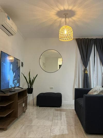 Completo-Comodidad y estilo superior centrico