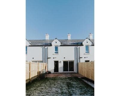 Central Ballycastle Beach Residence