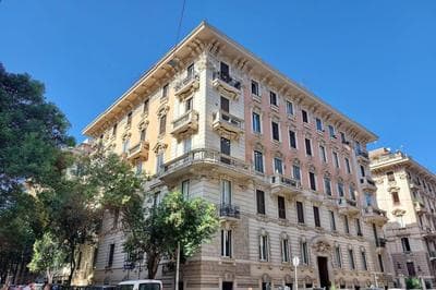 Appartamento "Corso - Cuore di Roma" by Flatinrome