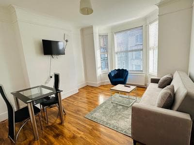 Newley refurbished one bedroom flat