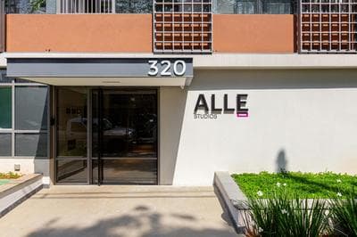 Easy Star – Cozy studio in Brooklin – YH03H